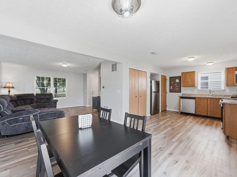 1560 Electra Street, Columbus, OH 43240 Photo 7