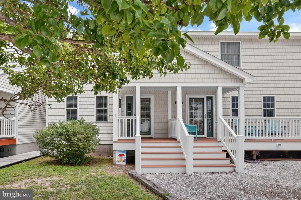 6484 Coachs Lane , Chincoteague Island, VA 23336 Main Photo