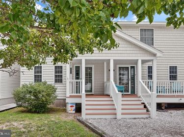 6484 COACHS LANE , CHINCOTEAGUE ISLAND, VA 23336