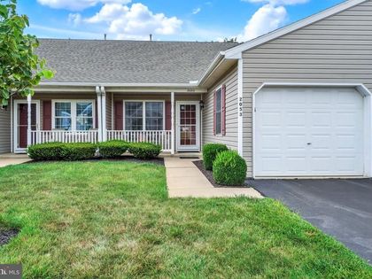 2053 VILLAGE CIRCLE E  York, PA 17404