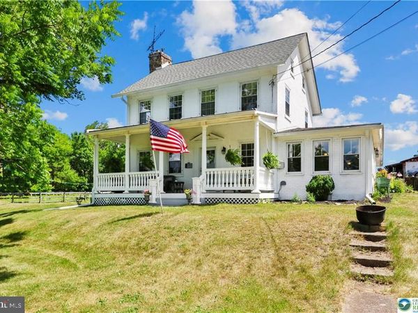 5247 ROUTE 309 , SCHNECKSVILLE, PA 18078