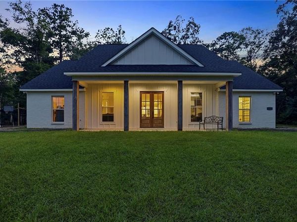 25189 W CHOCTAW Drive , Franklinton, LA 70438