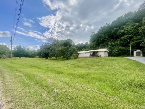 488 County Road 607 , Athens, TN 37303