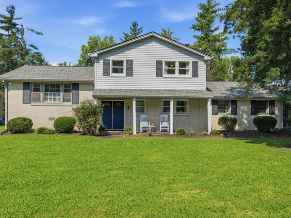 720 Myhr Dr, Nashville, TN 37221