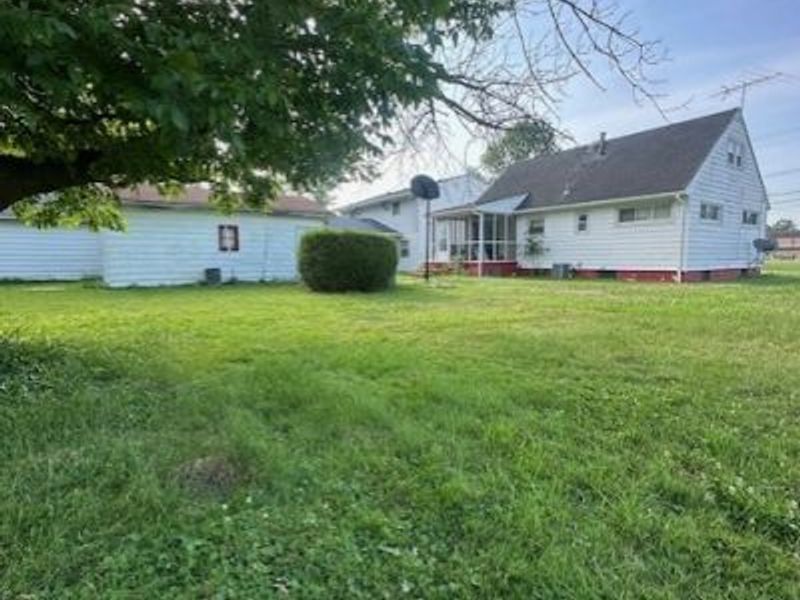 1820 W 23rd Street, Lorain, OH 44052 Photo 9