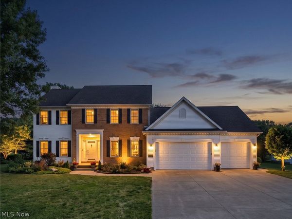 5808 Shallow Creek Avenue, Louisville, OH 44641