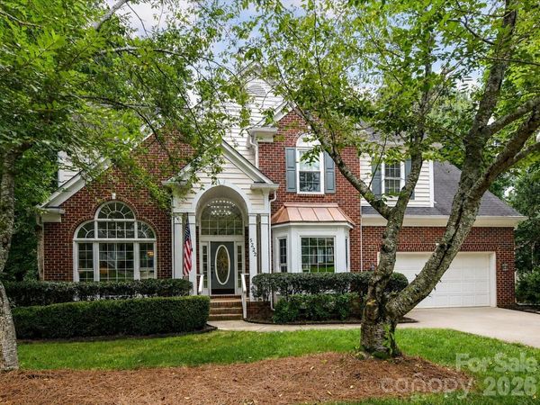 5222 Mcchesney Drive, Charlotte, NC 28269