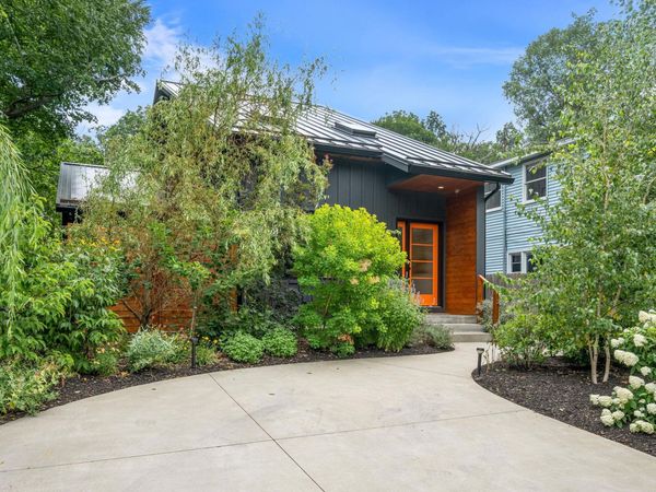 841 Holland Street, Saugatuck, MI 49453