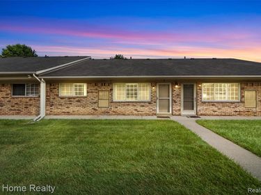 16030 Holz Drive , Southgate, MI 48195