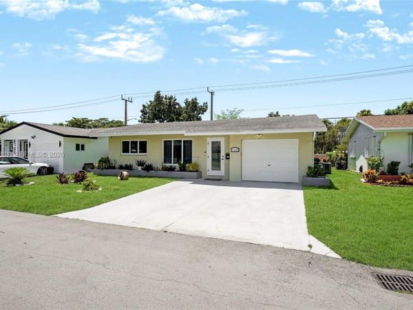 6708 NW 57th Ct, Tamarac, FL 33321