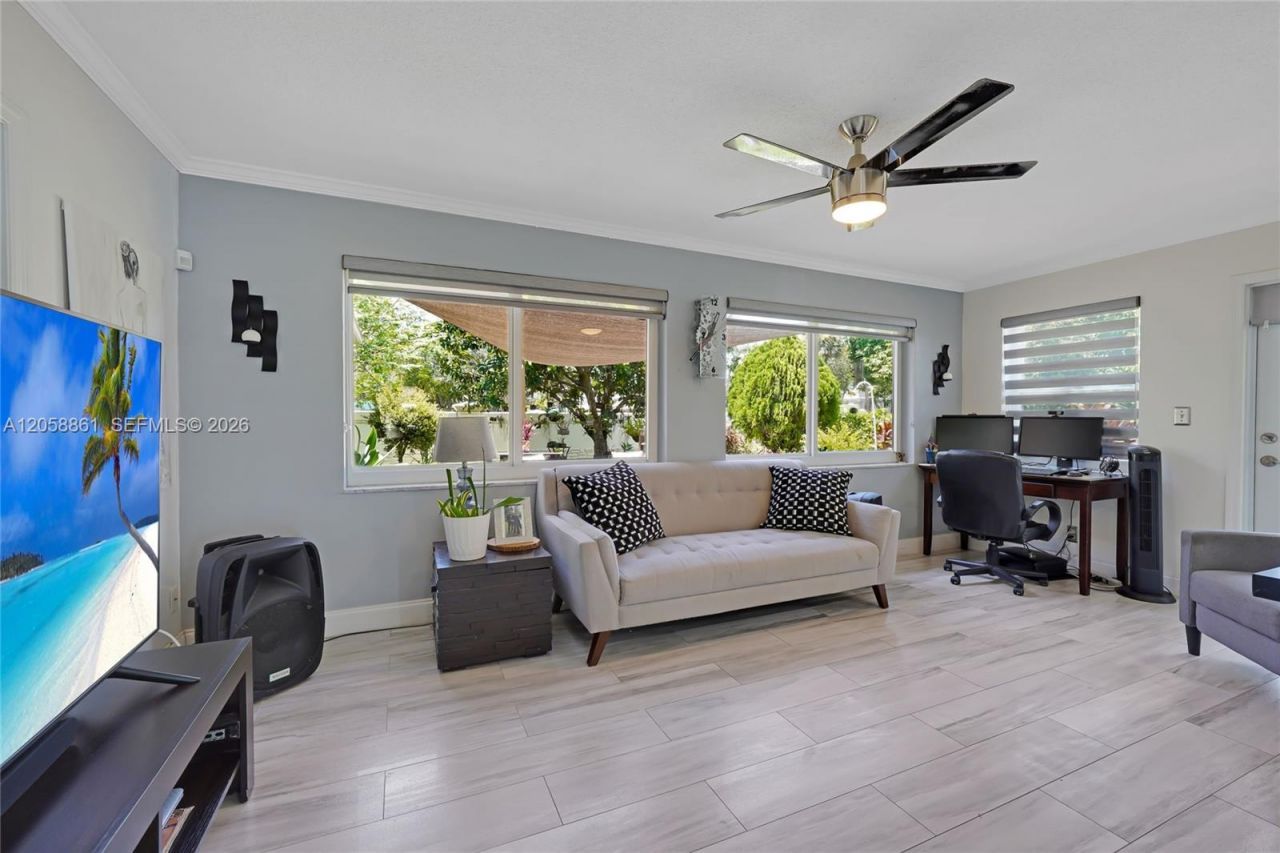 6708 NW 57th Ct, Tamarac, FL 33321 Photo