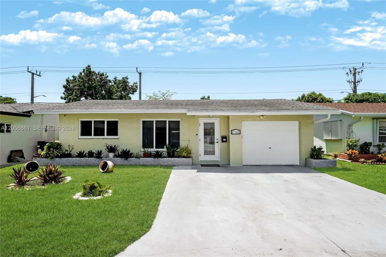6708 NW 57th Ct, Tamarac, FL 33321 Photo
