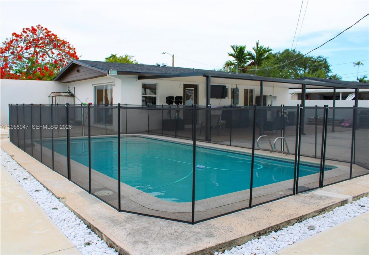 20130 SW 106th Ave , Cutler Bay, FL 33189 Photo