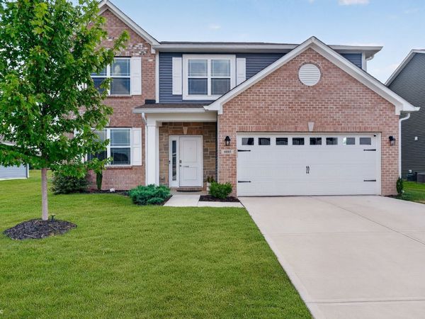 6885 Cardiff Drive, McCordsville, IN 46055