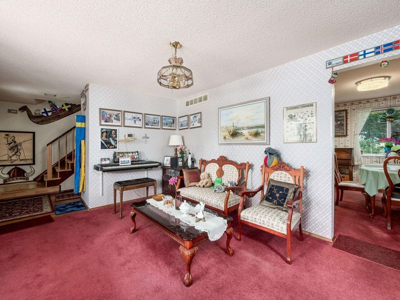5714 Brinkley Court, Columbus, OH 43235 Photo 6