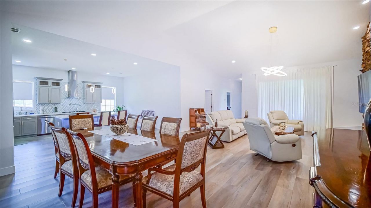 13305 Lacebark Pine Road, Orlando, FL 32832 Photo