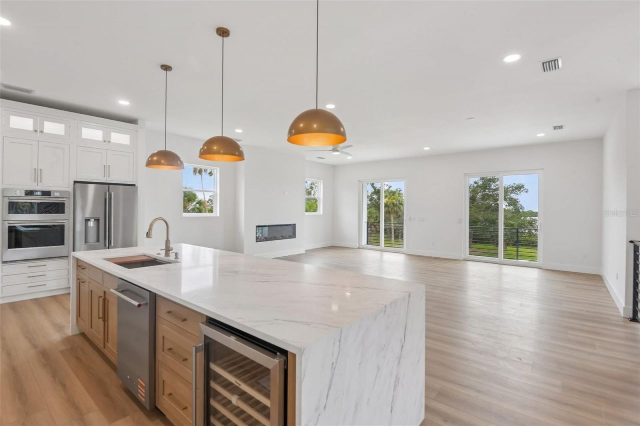 96 Shore Drive, Tarpon Springs, FL 34689 Photo