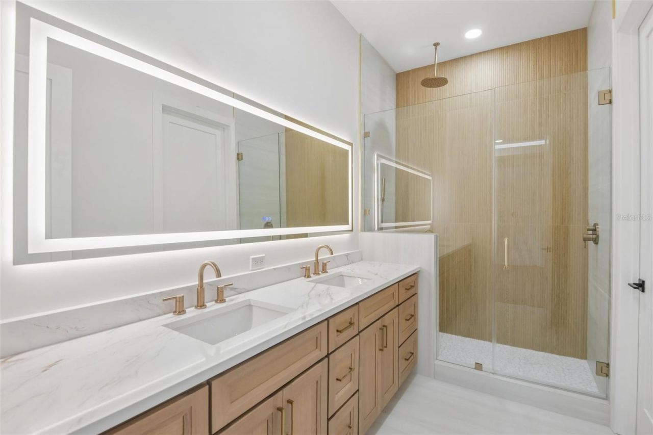96 Shore Drive, Tarpon Springs, FL 34689 Photo