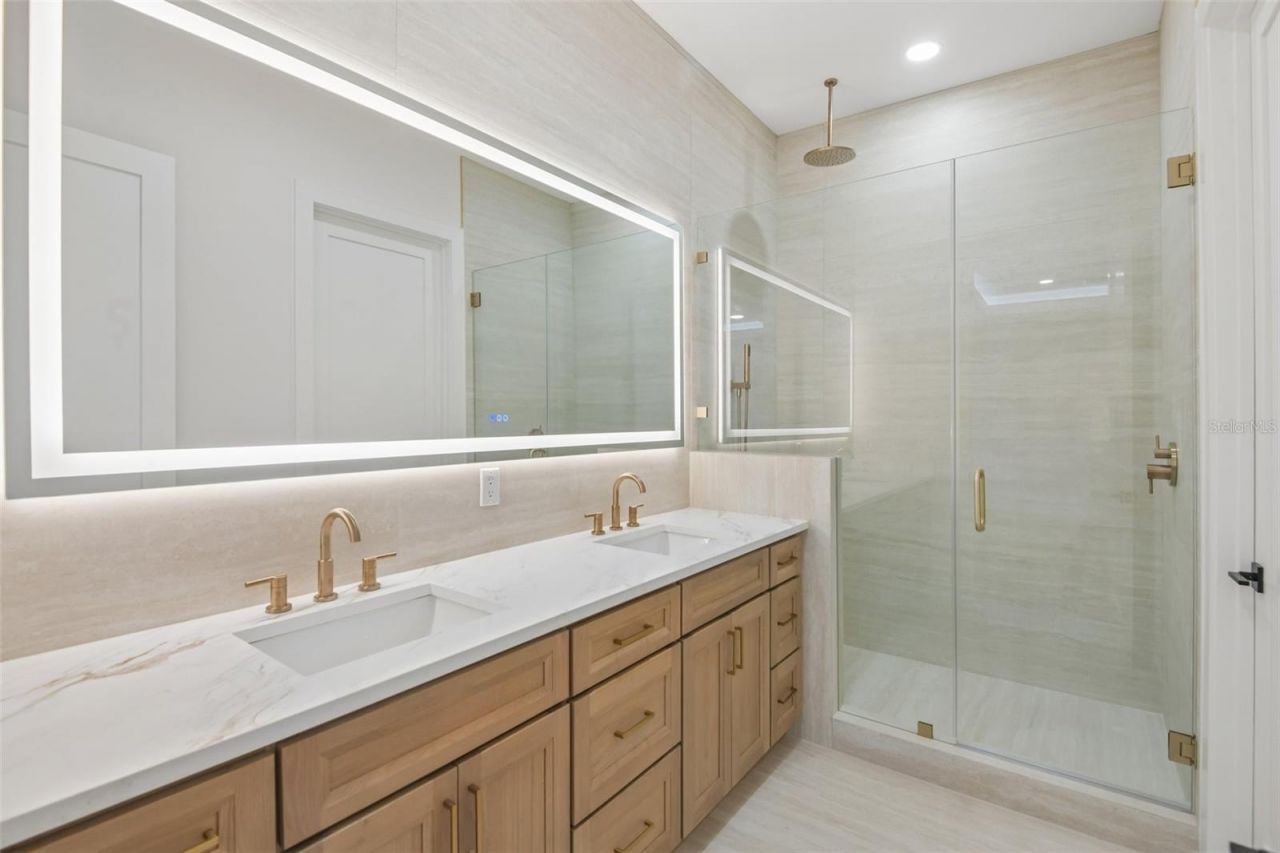 96 Shore Drive, Tarpon Springs, FL 34689 Photo