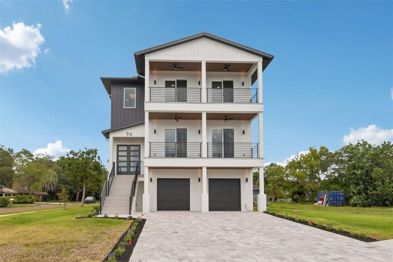 96 Shore Drive, Tarpon Springs, FL 34689 Photo
