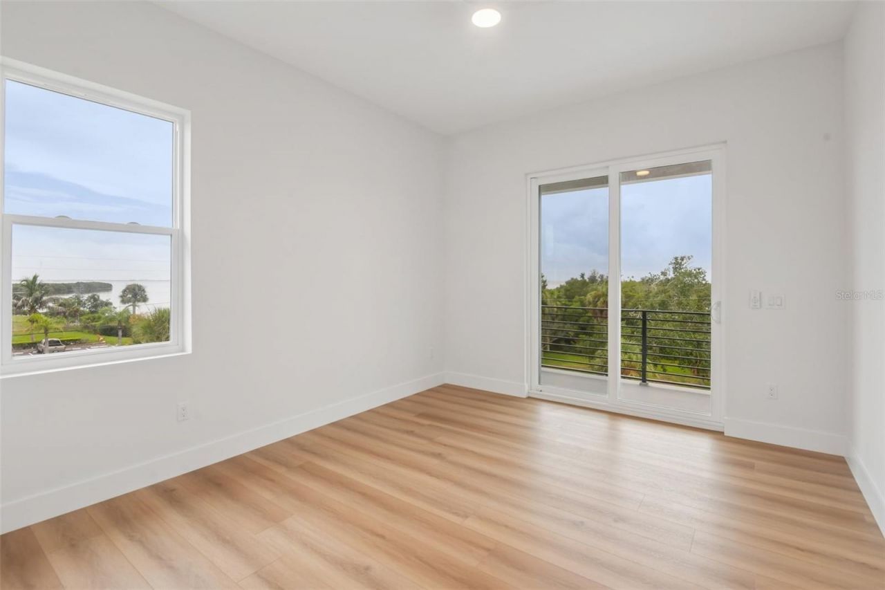 96 Shore Drive, Tarpon Springs, FL 34689 Photo