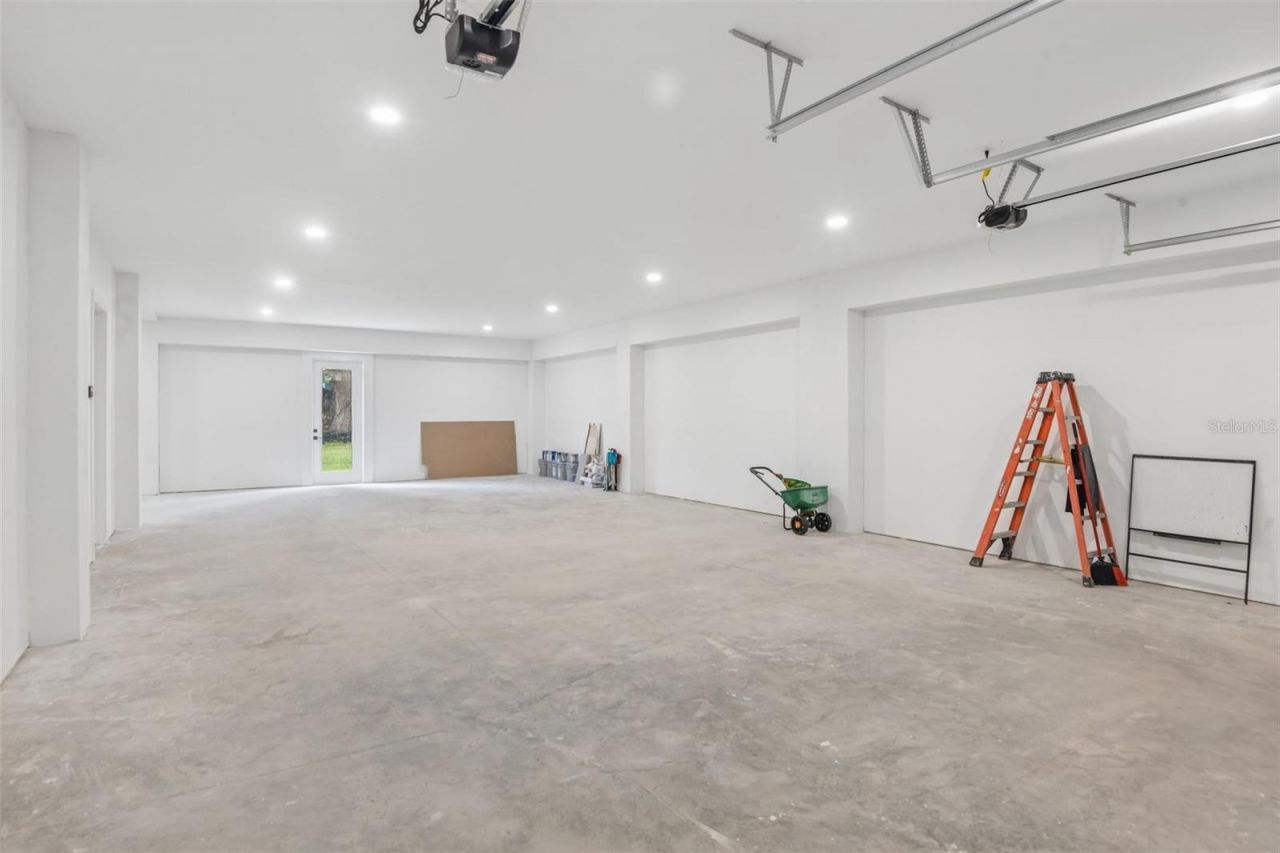 96 Shore Drive, Tarpon Springs, FL 34689 Photo