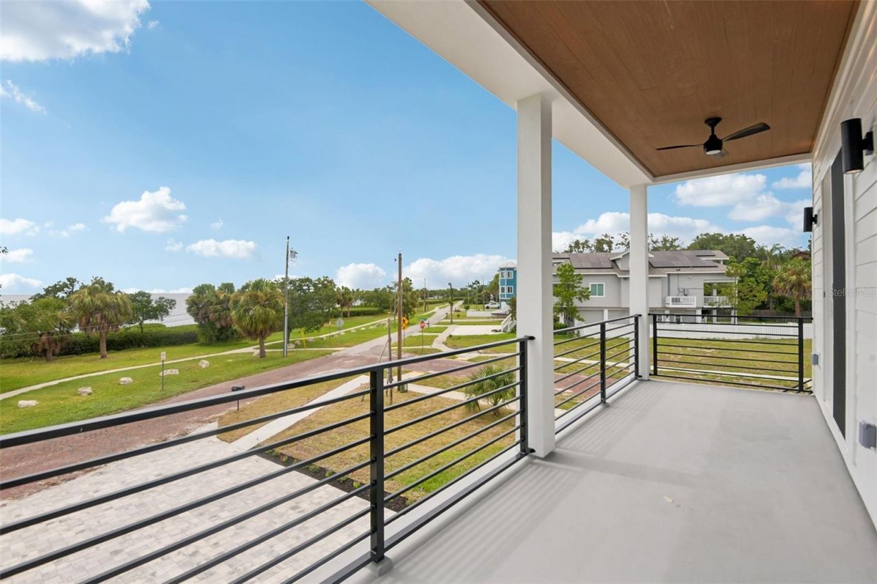 96 Shore Drive, Tarpon Springs, FL 34689 Photo