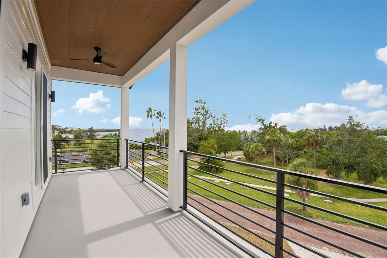 96 Shore Drive, Tarpon Springs, FL 34689 Photo