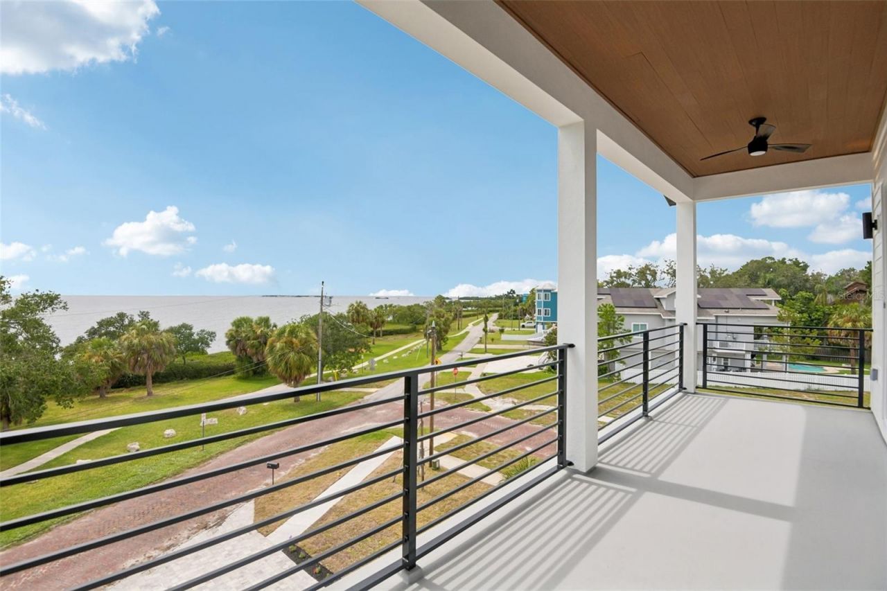 96 Shore Drive, Tarpon Springs, FL 34689 Photo