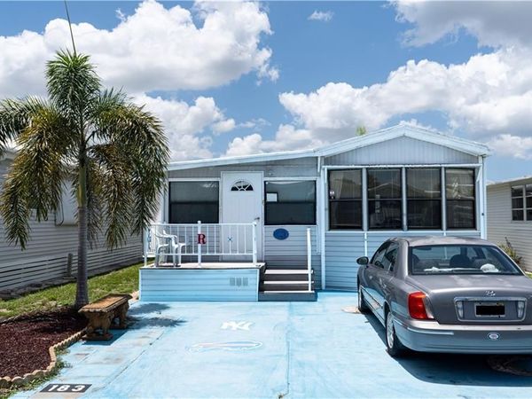 183 Caravan CIR, NORTH FORT MYERS, FL 33903