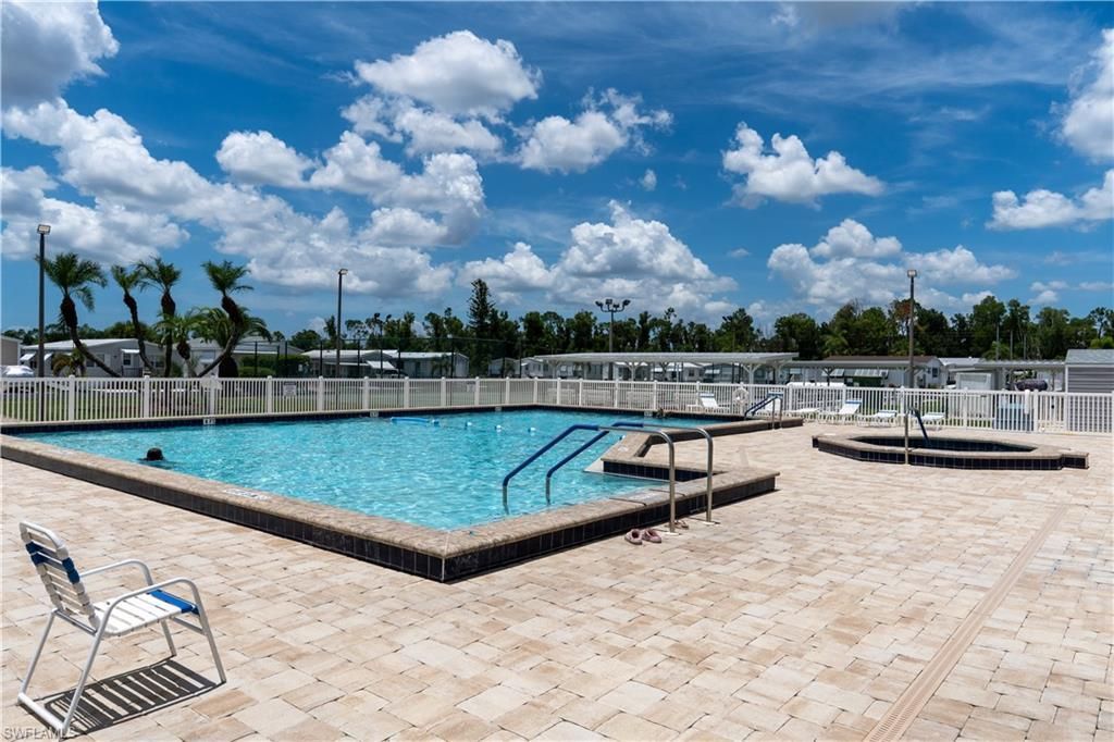 183 Caravan Cir, North Fort Myers, FL 33903 Photo