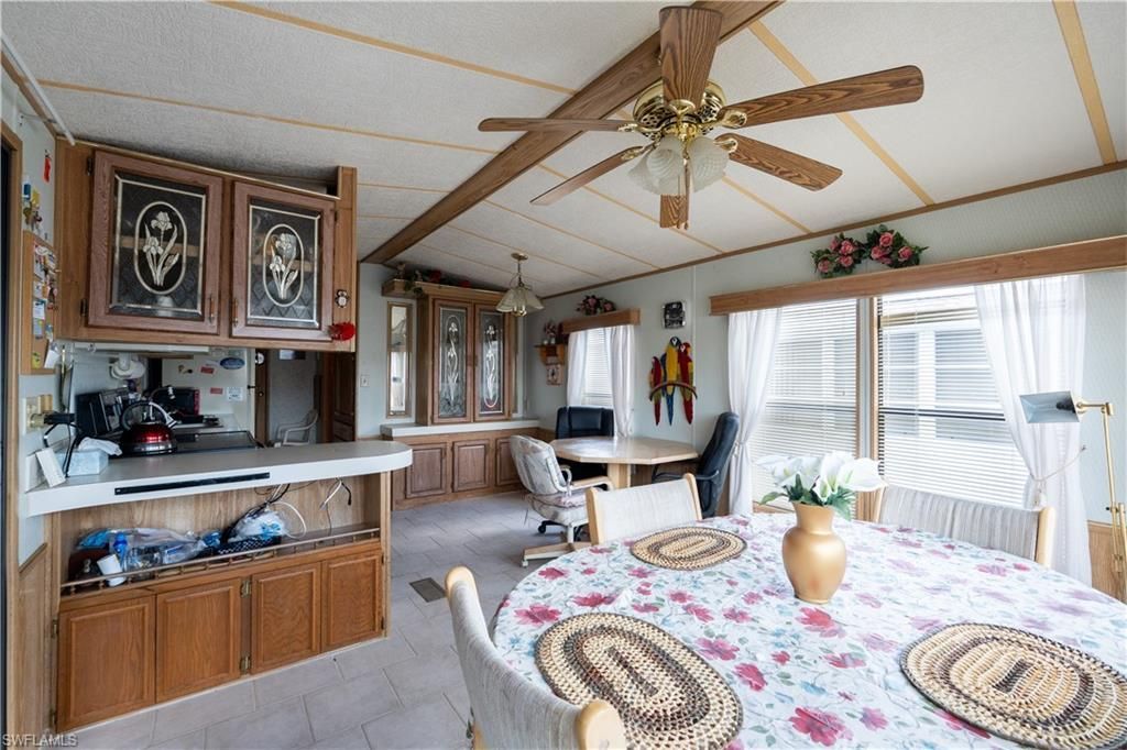 183 Caravan Cir, North Fort Myers, FL 33903 Photo