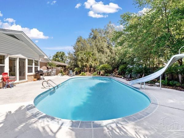 8222 Emperor Rd, Pensacola, FL 32514