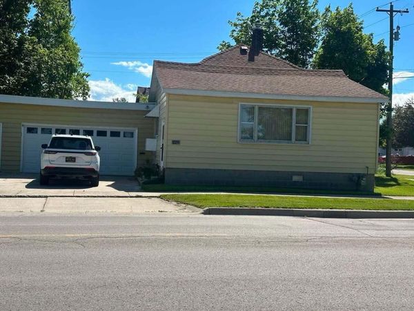 129 W Hueber Street, Alpena, MI 49707