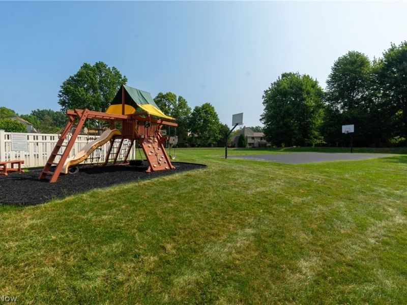 6 Landings Way, Avon Lake, OH 44012 Photo 31