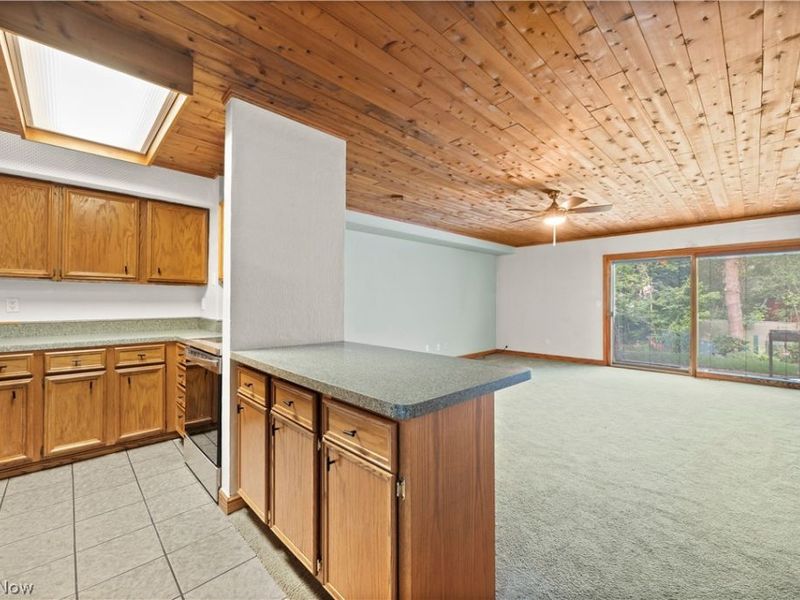 6 Landings Way, Avon Lake, OH 44012 Photo 5