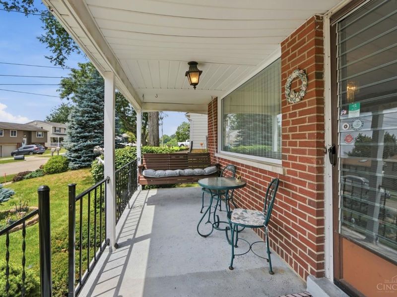 5396 Style Lane, Cincinnati, OH 45238 Photo 2