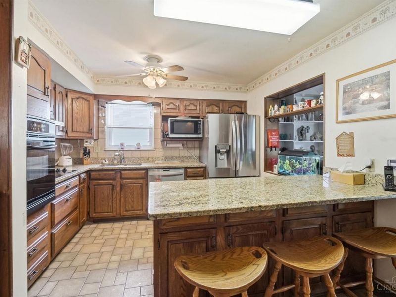 5396 Style Lane, Cincinnati, OH 45238 Photo 6