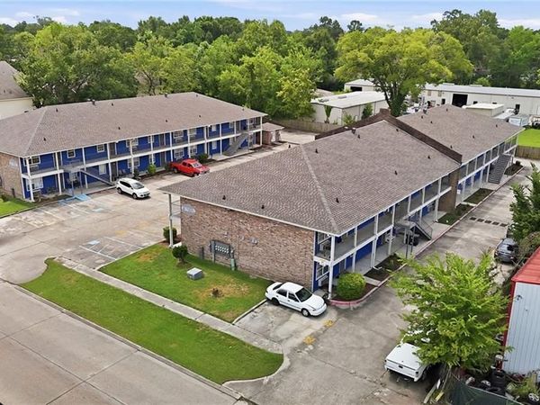 11352 BARD Avenue , Baton Rouge, LA 70815