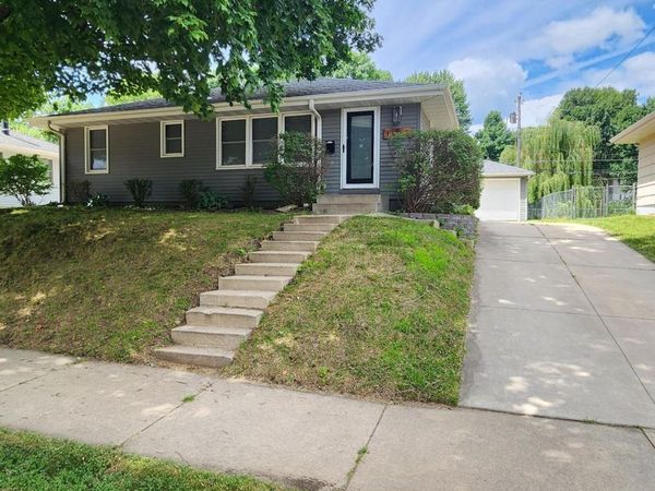 1433 Cascade Street NW, Rochester, MN 55901