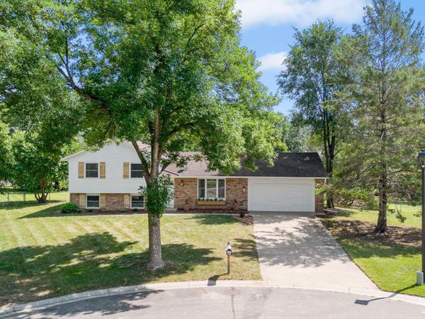 7541 Immanuel Avenue Court S, Cottage Grove, MN 55016