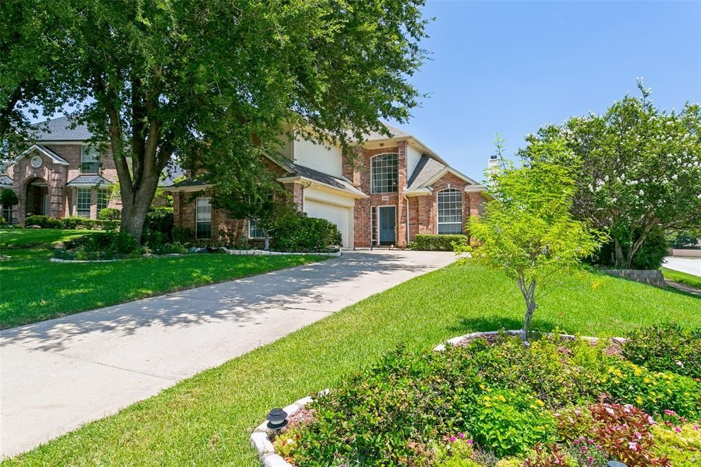 2616 Wickersham Court, Grapevine, TX 76051 Main Photo