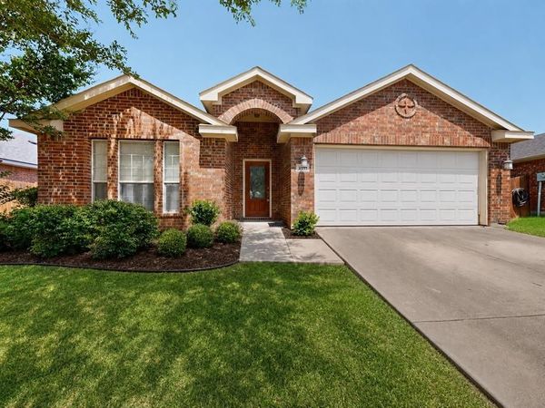 2011 Samantha Lane, Heartland, TX 75126