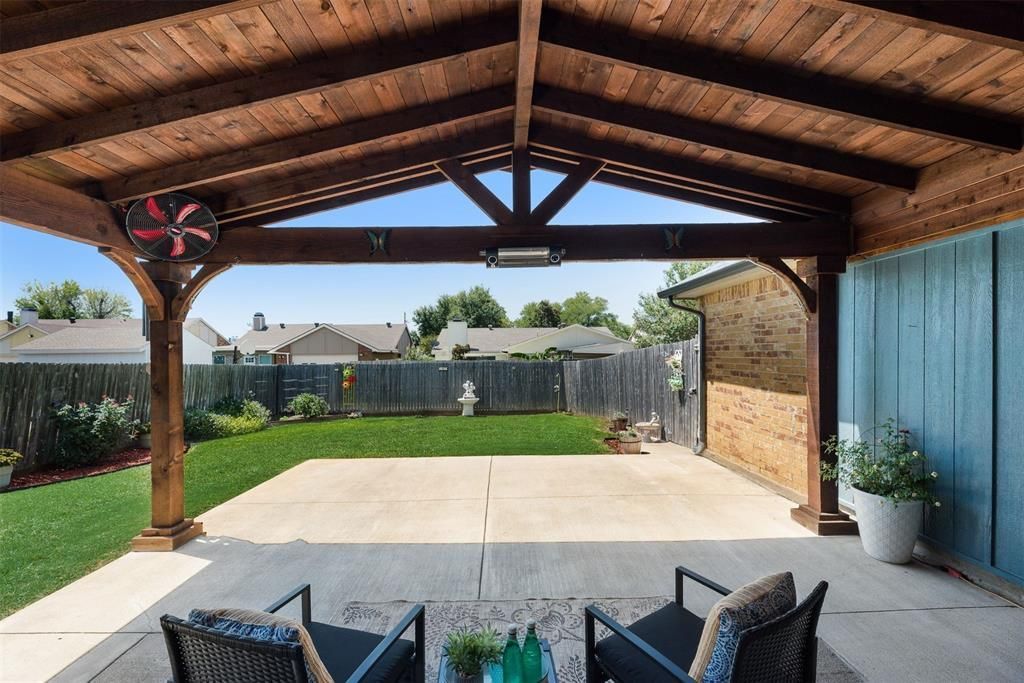 1902 Uvalde Street , Mesquite, TX 75150 Main Photo