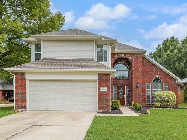 1305 Meadowbrook Drive, McKinney, TX 75069