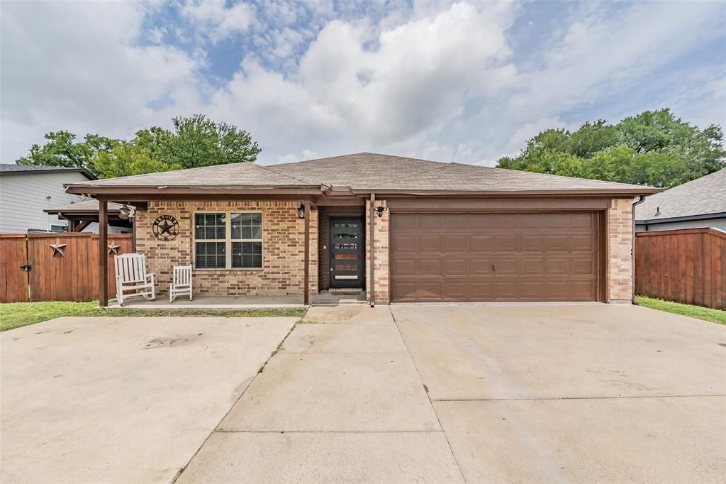 8015 Leigh Ann Drive, Dallas, TX 75232 Main Photo