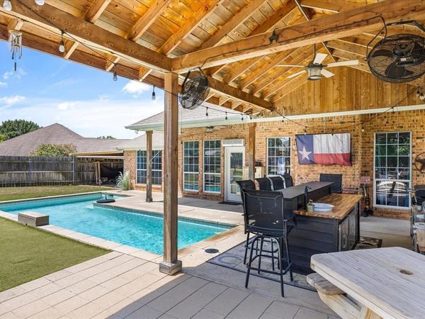 3930 Buena Vista Circle, Granbury, TX 76049