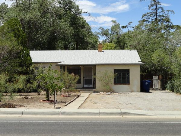 725 Carlisle Boulevard NE, Albuquerque, NM 87106
