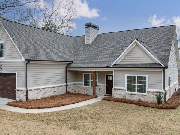 552 Clayton Street, Commerce, GA 30529