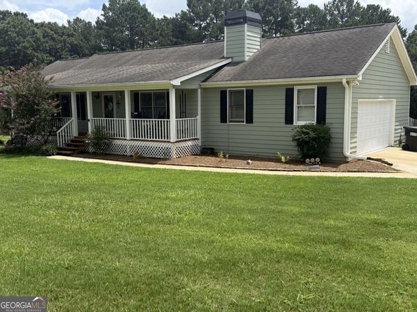 136 Thicket Trail, Mcdonough, GA 30252